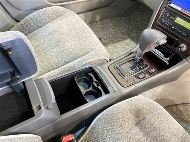 1997 Toyota Mark II JDM car for sale — photo 22 of 24