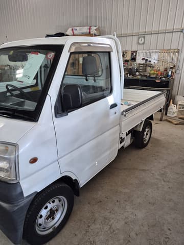 2001 Mitsubishi Minicab JDM car for sale — photo 14 of 19