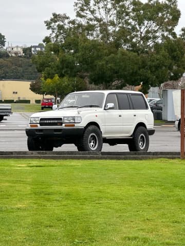 1993 Toyota Land Cruiser JDM car for sale — photo 12 of 17