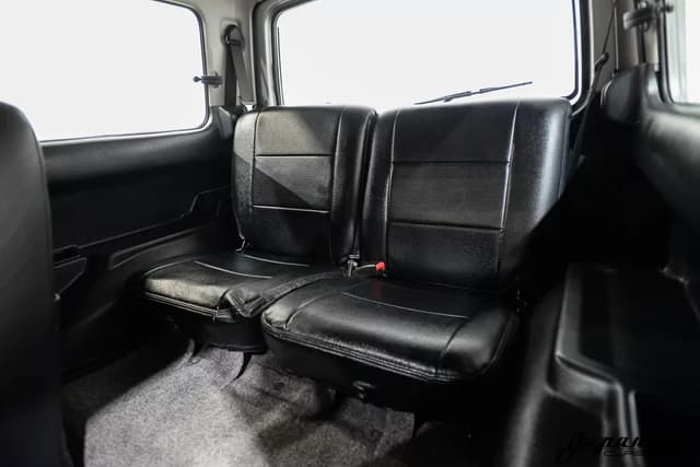 1995 Suzuki Jimny JDM car for sale — photo 16 of 25