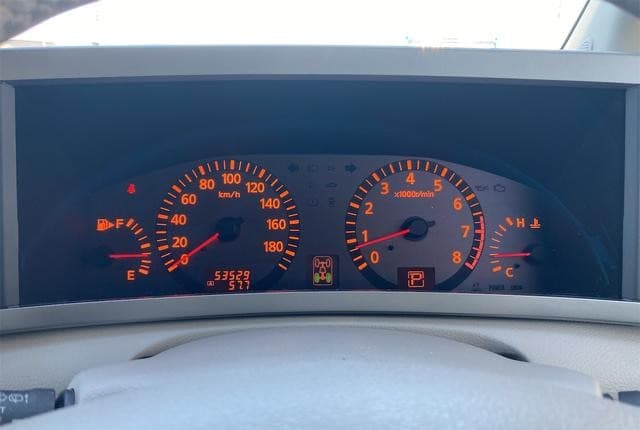 2003 Nissan Elgrand JDM car for sale — photo 16 of 25