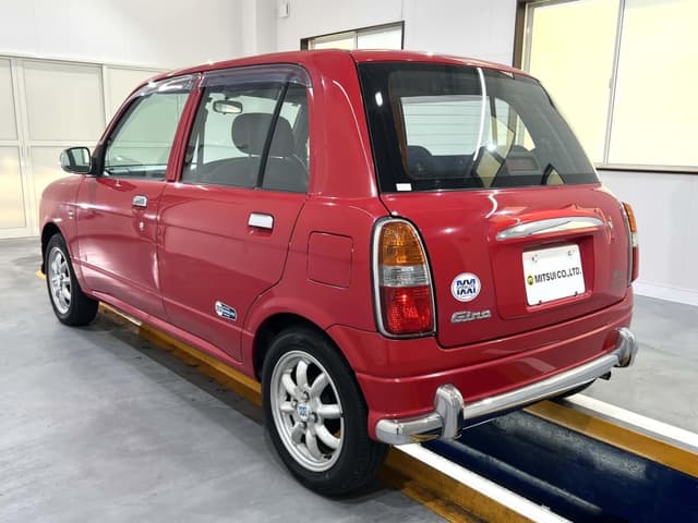 2000 Daihatsu Mira JDM car for sale — photo 4 of 25