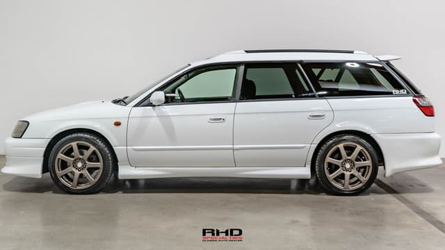 2001 Subaru Legacy JDM car for sale — photo 4 of 24