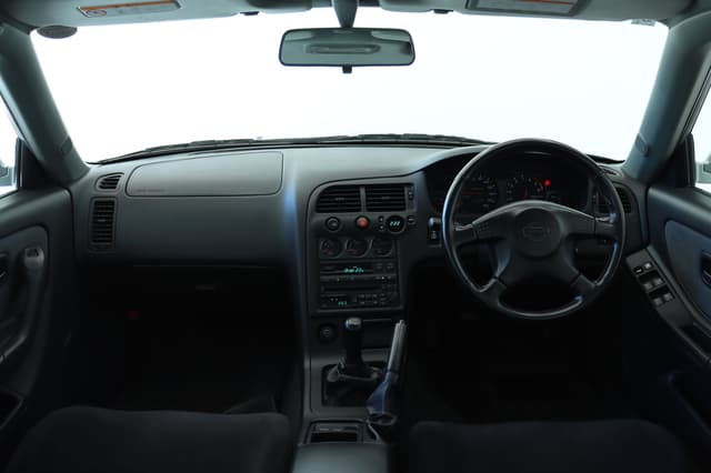 1998 Nissan Skyline JDM car for sale — photo 16 of 25