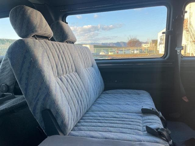 1991 Mitsubishi Delica JDM car for sale — photo 20 of 25