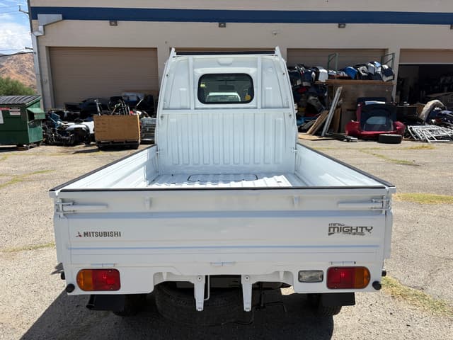 1998 Mitsubishi Minicab JDM car for sale — photo 6 of 25