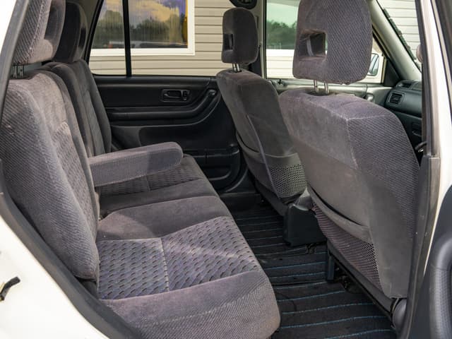 1999 Honda CR-V JDM car for sale — photo 12 of 15