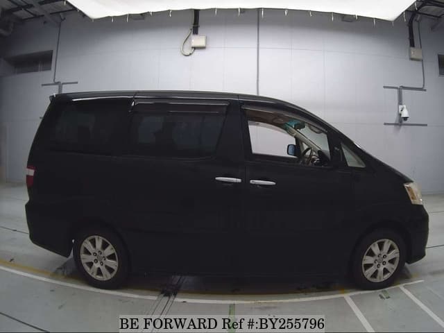2004 Toyota Alphard JDM car for sale — photo 4 of 8