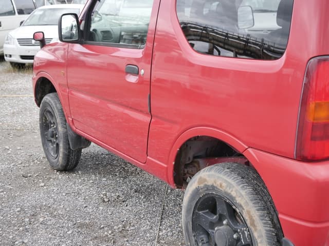 1999 Suzuki Jimny JDM car for sale — photo 16 of 25