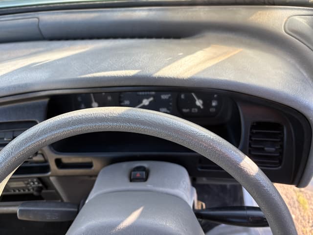 1997 Suzuki Carry JDM car for sale — photo 18 of 25