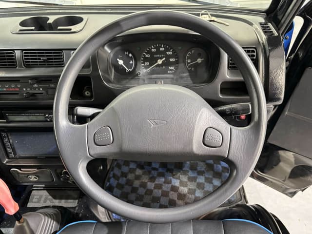 1999 Daihatsu Hijet JDM car for sale — photo 17 of 25