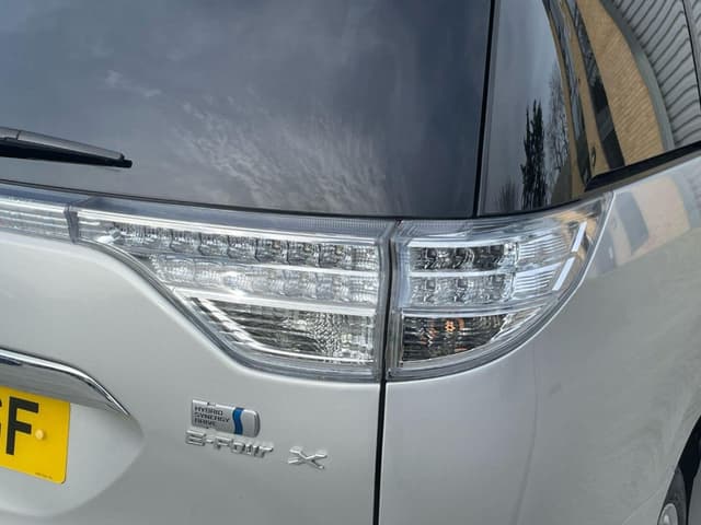 2011 JDM car for sale — photo 16 of 25
