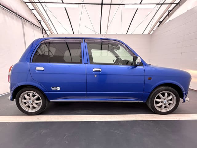 2001 Daihatsu Mira JDM car for sale — photo 6 of 25