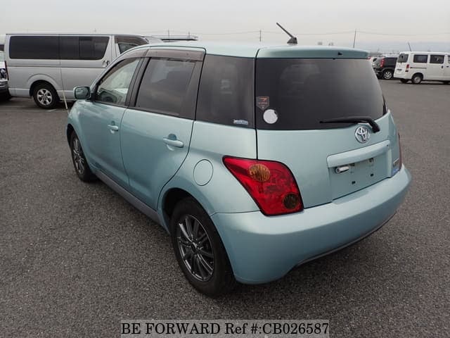 2003 Toyota Ist JDM car for sale — photo 3 of 25