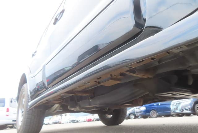 2005 Mitsubishi Pajero JDM car for sale — photo 22 of 25