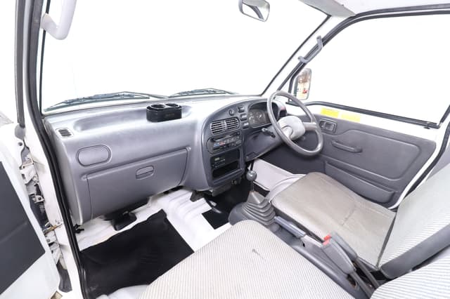1998 Daihatsu Hijet JDM car for sale — photo 19 of 25