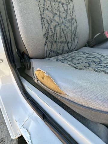1998 Mitsubishi Minicab JDM car for sale — photo 18 of 25