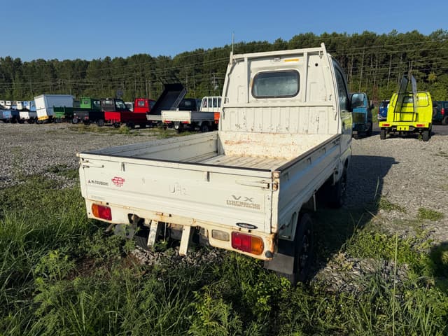 1998 Mitsubishi Minicab JDM car for sale — photo 4 of 9