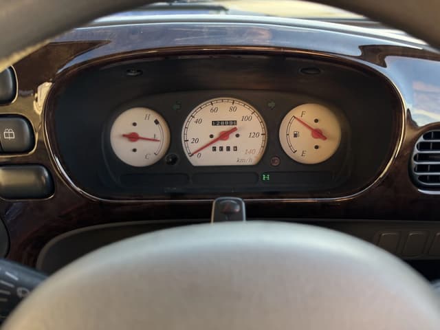 1998 Daihatsu Atrai JDM car for sale — photo 13 of 15