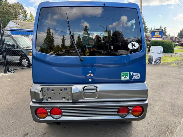 1999 Mitsubishi Town Box JDM car for sale — photo 7 of 25