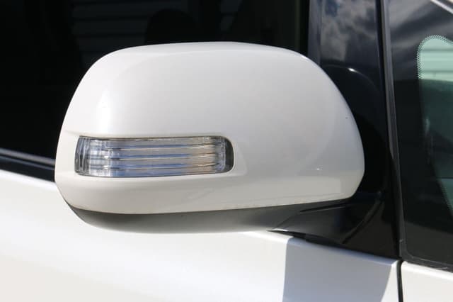 2009 JDM car for sale — photo 13 of 25