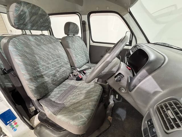 1999 Suzuki Every JDM car for sale — photo 9 of 25