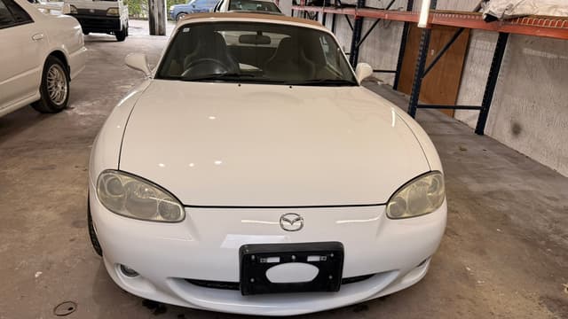 2000 Mazda Roadster (Eunos Roadster / MX-5) JDM car for sale — photo 2 of 13