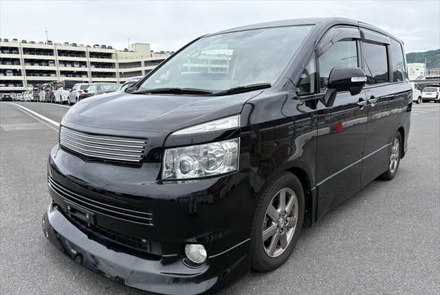 2008 Toyota Voxy JDM car for sale — photo 3 of 25