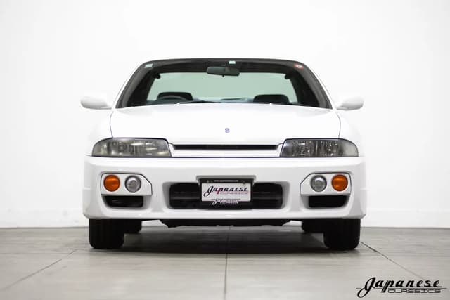 1996 Nissan Skyline JDM car for sale — photo 2 of 25