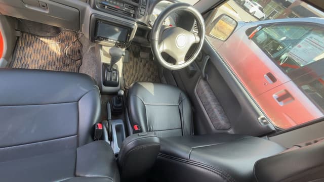 1999 Suzuki Jimny JDM car for sale — photo 4 of 6