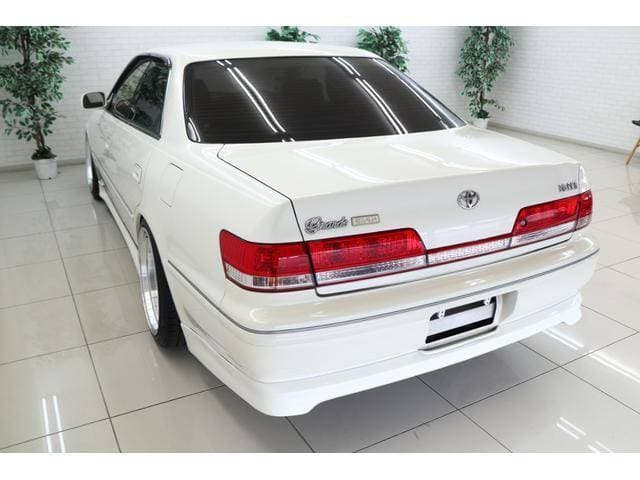 1999 Toyota Mark II JDM car for sale — photo 4 of 18