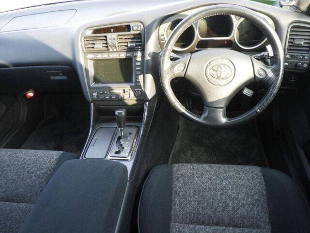 2001 Toyota Aristo JDM car for sale — photo 3 of 7