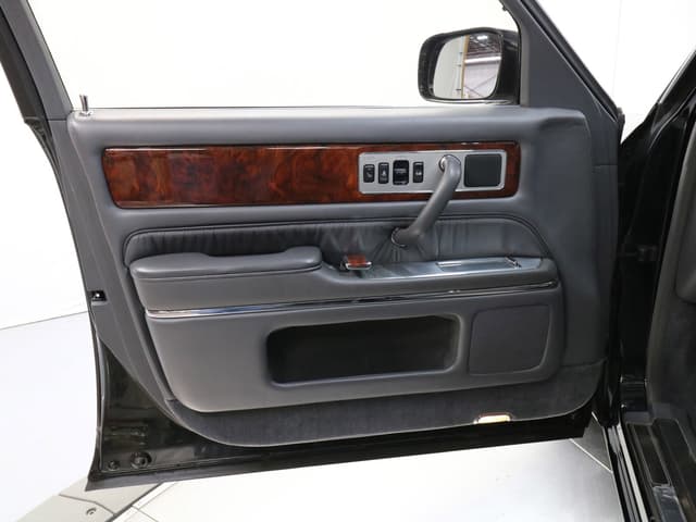 1997 Toyota Century JDM car for sale — photo 19 of 25