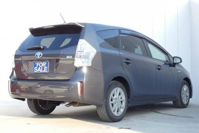 2011 Toyota Prius JDM car for sale — photo 5 of 20