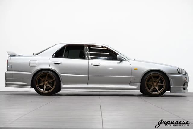 1998 Nissan Skyline JDM car for sale — photo 5 of 25