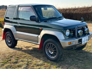 1998 Mitsubishi Pajero JDM car for sale