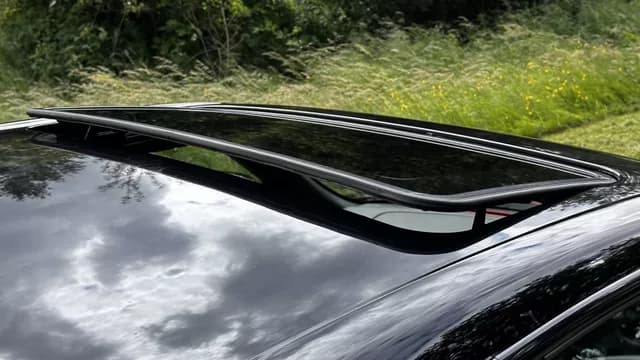 1996 Nissan Skyline JDM car for sale — photo 24 of 25
