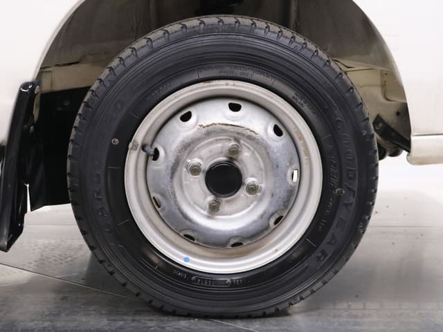 1998 Suzuki Carry JDM car for sale — photo 22 of 25