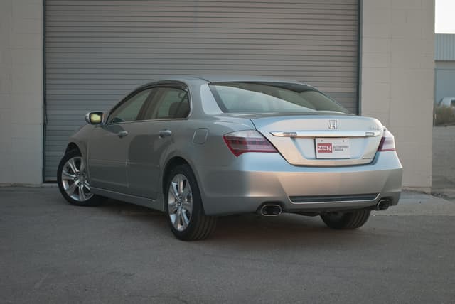 2008 Honda Legend JDM car for sale — photo 6 of 25
