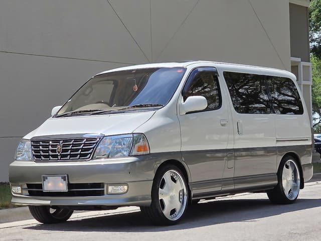 2000 Toyota Granvia JDM car for sale — photo 25 of 25
