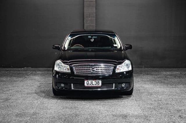 2006 Nissan Fuga JDM car for sale — photo 4 of 18