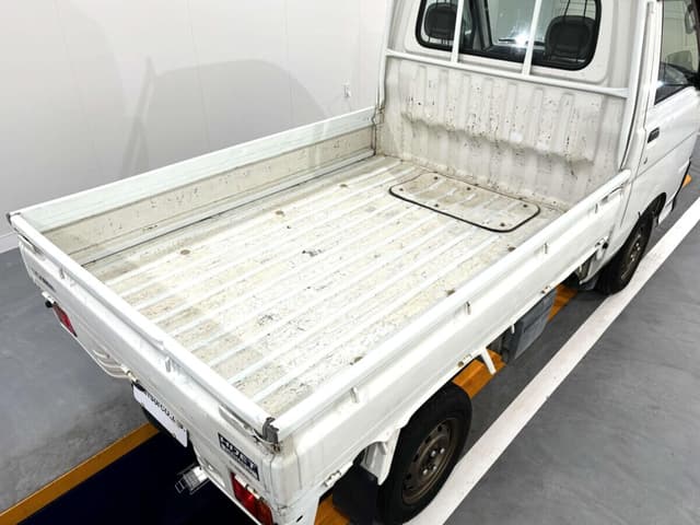 1999 Daihatsu Hijet JDM car for sale — photo 5 of 23