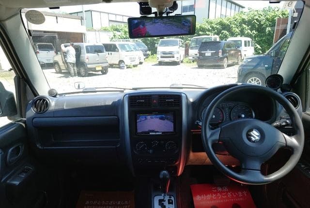 2008 Suzuki Jimny JDM car for sale — photo 15 of 25