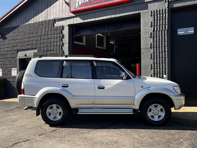 2001 Toyota Land Cruiser JDM car for sale — photo 8 of 25