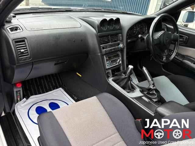 1998 Nissan Skyline JDM car for sale — photo 8 of 11