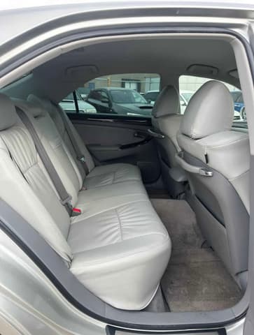 2005 Toyota Crown JDM car for sale — photo 10 of 12