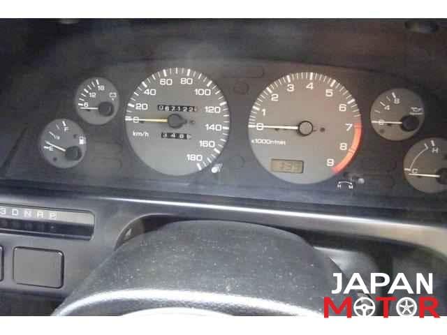 1991 Nissan Skyline JDM car for sale — photo 6 of 10