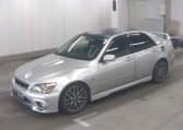 1999 Toyota Altezza JDM car for sale — photo 7 of 12