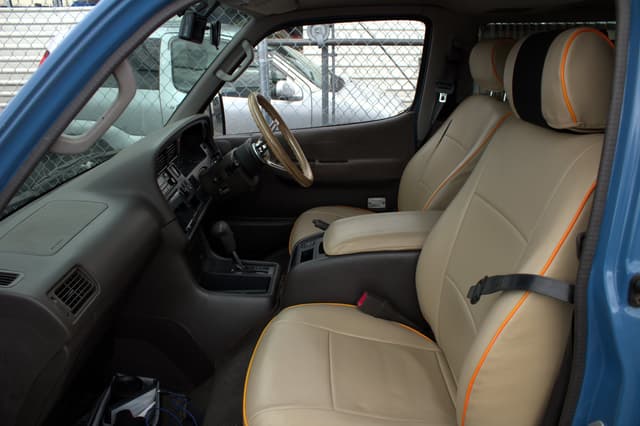 1997 Toyota HiAce JDM car for sale — photo 15 of 25