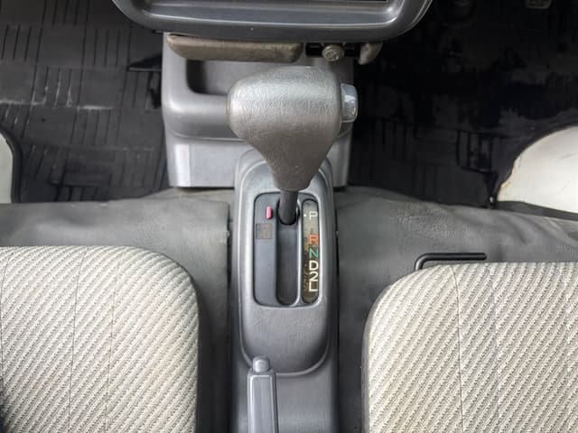 1996 Daihatsu Hijet JDM car for sale — photo 17 of 17